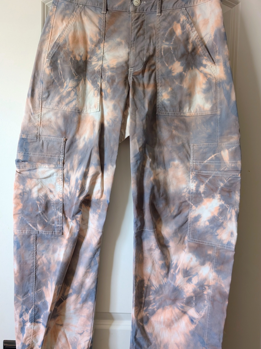 Artisan Tie-Dye Cotton Cargo Pants in Peach & Gray